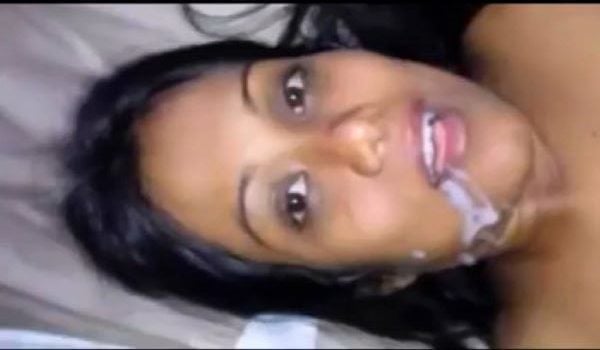 Jaldi Jaldi Chod Ke Muh Me Maal Giraya