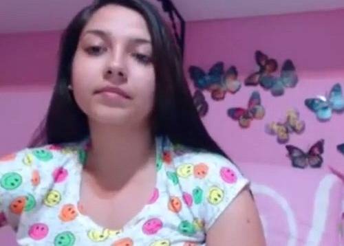 Beautiful Indian Porn Star Showing her Boobs and Masterbating