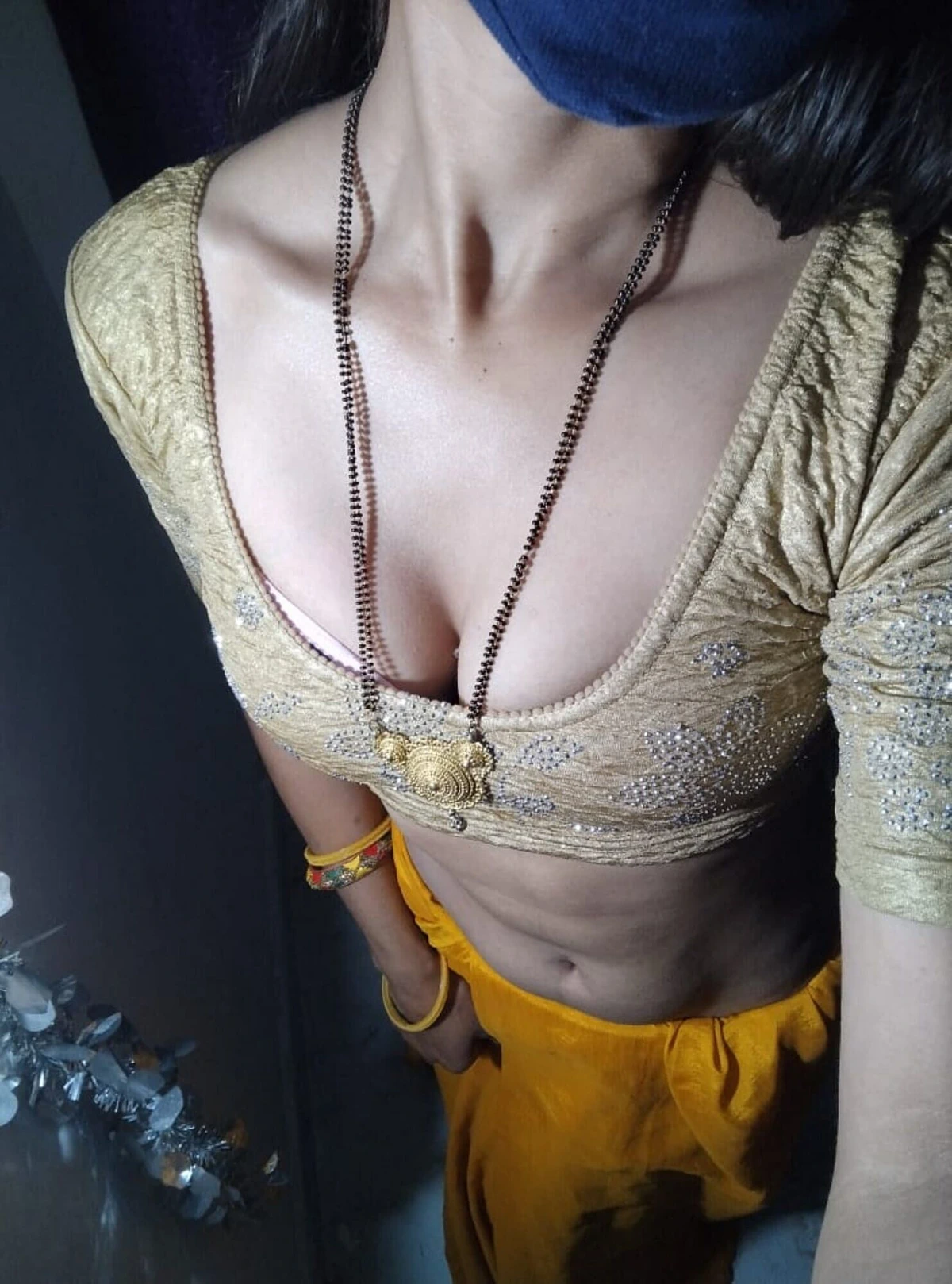 Hot Wife Yellow Shari Solo