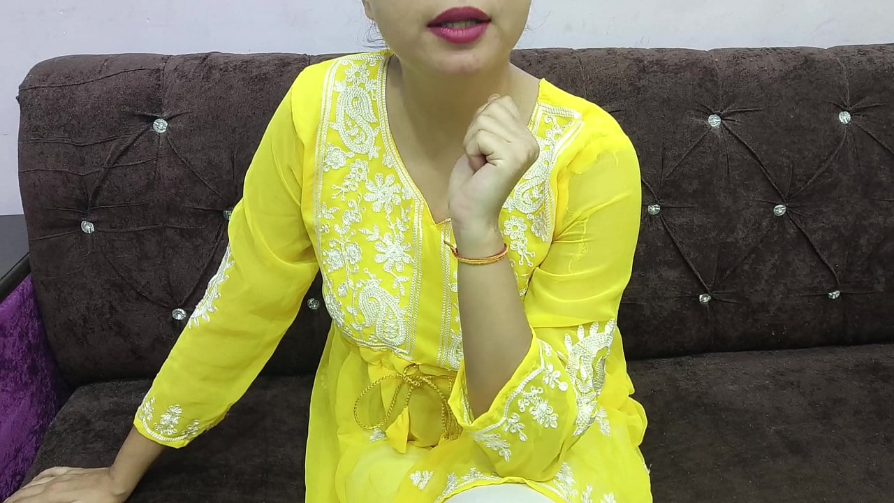 Savita Bhabhi Showing Her Wet Pink Pussy and masturbating