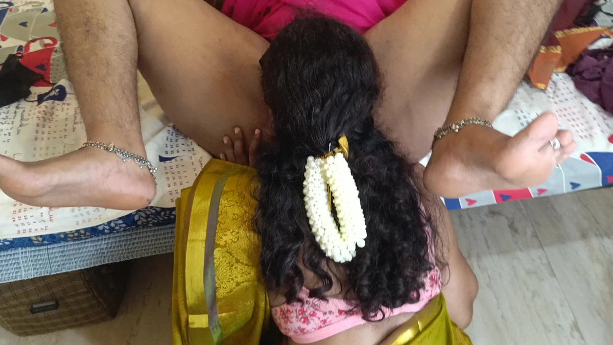 Housewife and Lesbian Sex