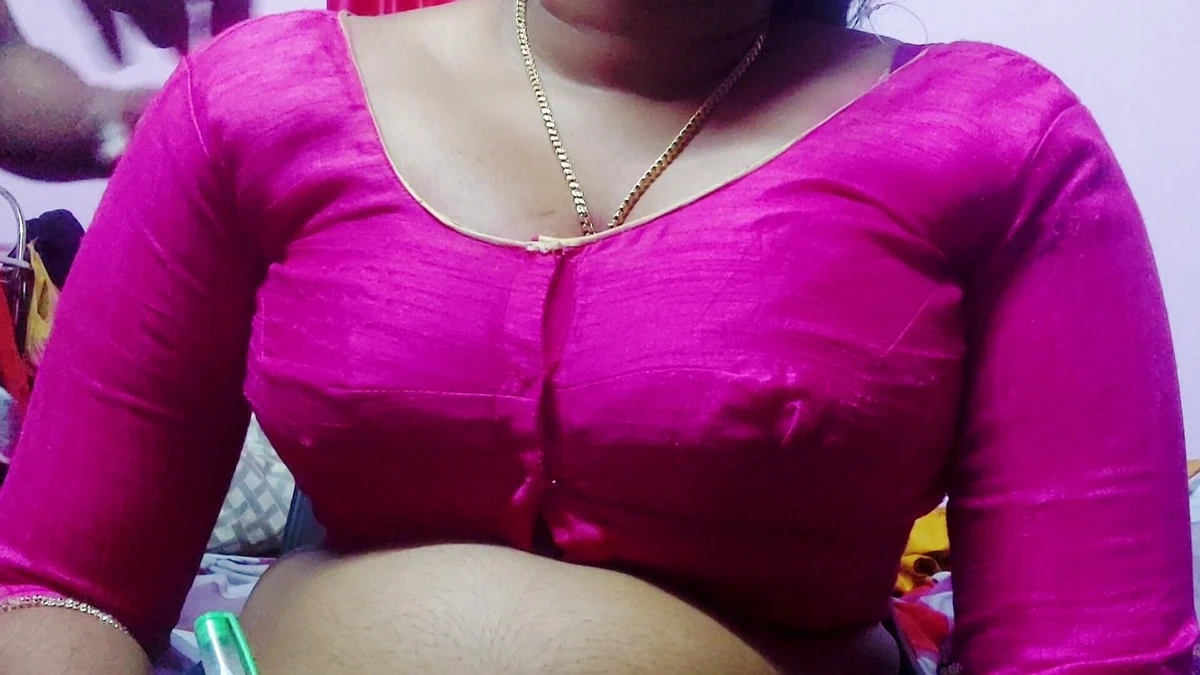 Super Hot Desi Women Mohini Has Sex with BF
