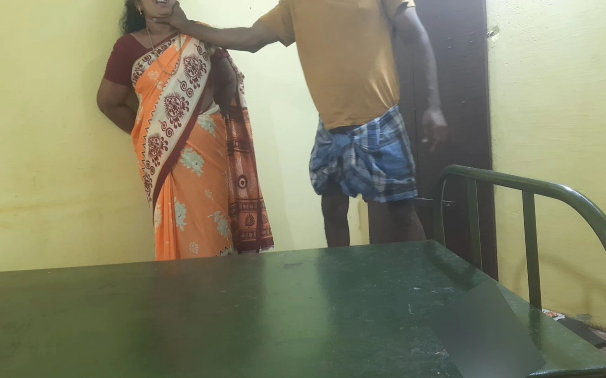 Beautiful Older Tamil Woman Saree Sex