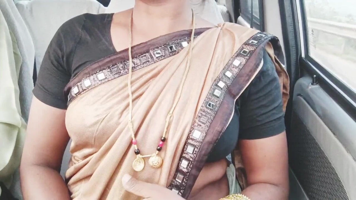 Hot Indian Girl Car Mein Telugu Chudai