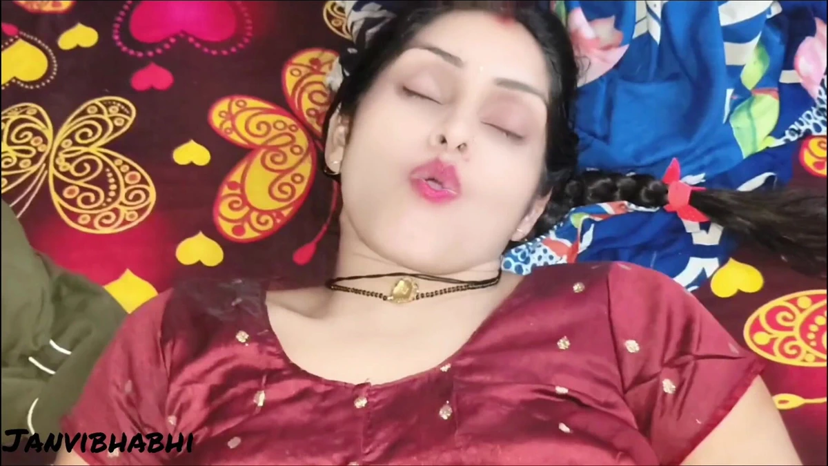 On Karva Chauth, After Licking the Pink Pussy of a Young Woman, She Was Fucked Hard.