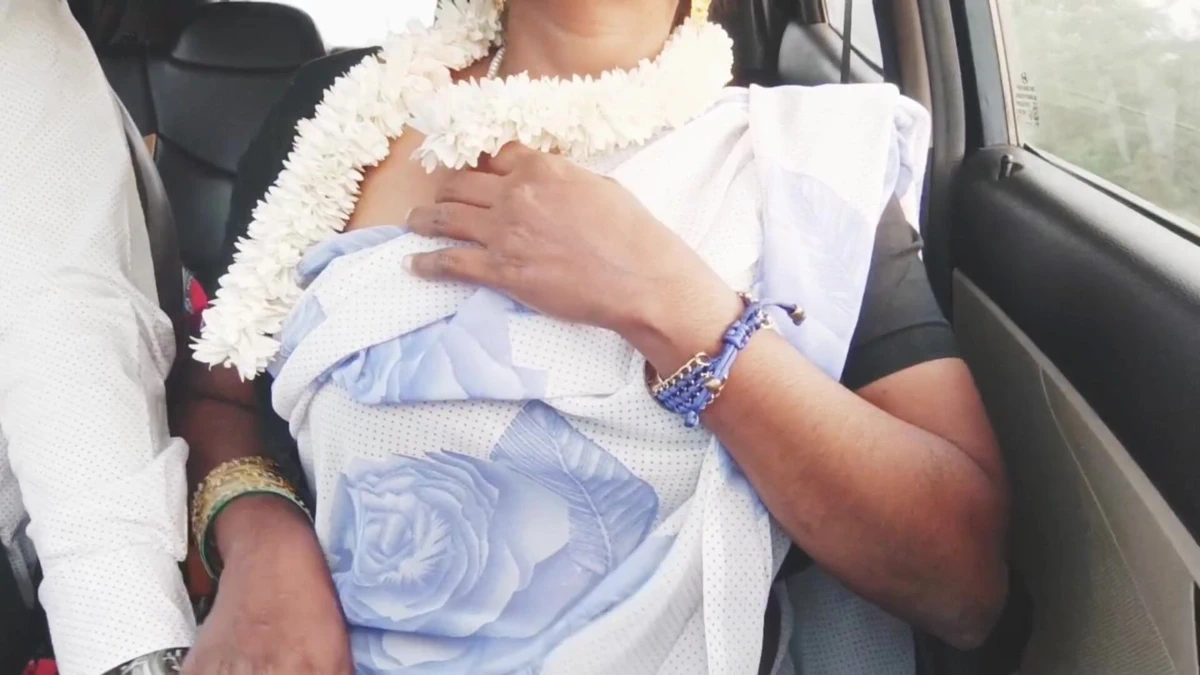 Stepsister In Law Car Sex Telugu Dirty Talk