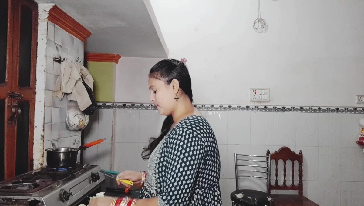 Blowjob Sucking Big Cock – Hot Desi Girl Deepthroat