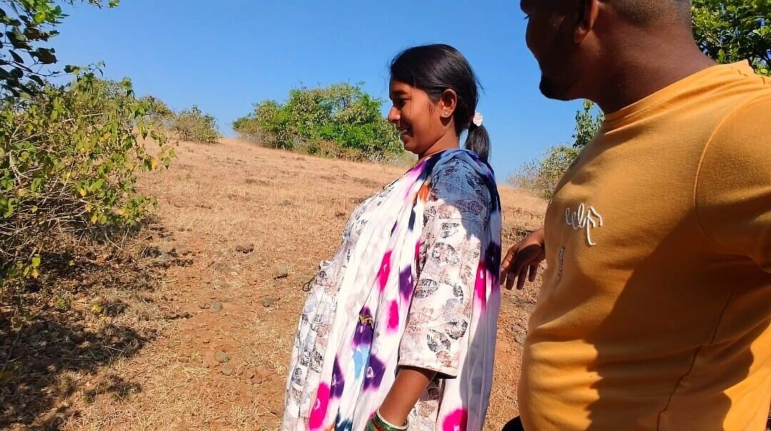 Indian Desi Bhabhi Hot XXX – Both the Boy and the Girl Are Newly Married and Have Come to Visit the Forest.