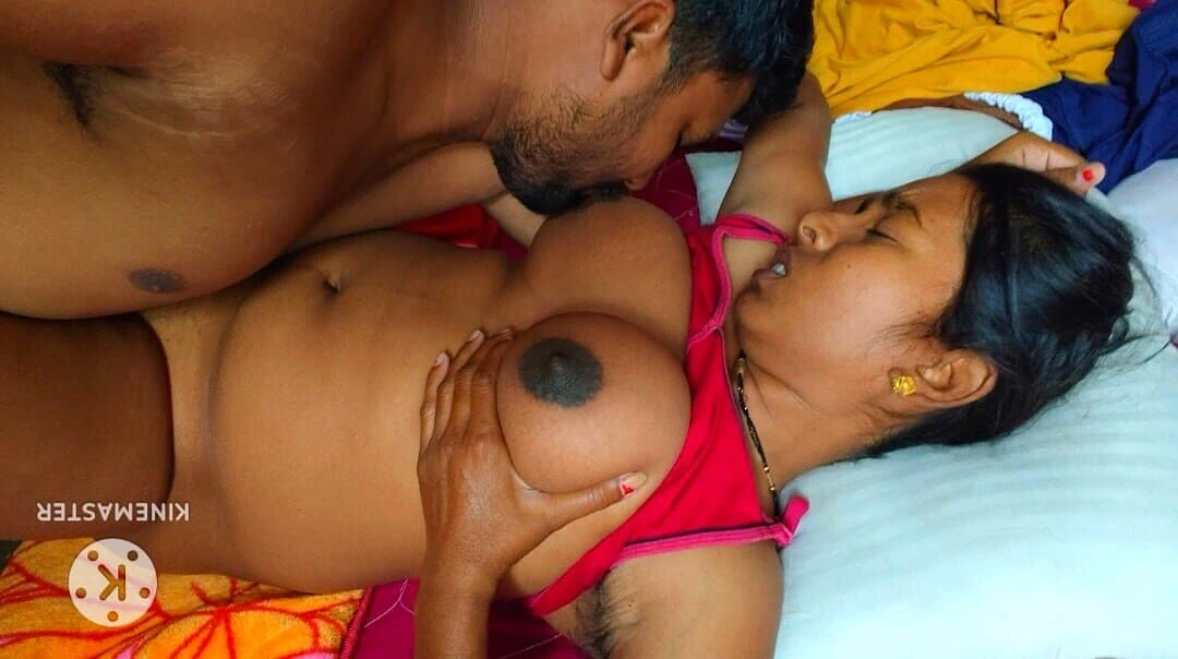 Indian Young Boy Sucking Stepaunty’s Big Boobs – Hot Stepaunty Hardcore Fucking