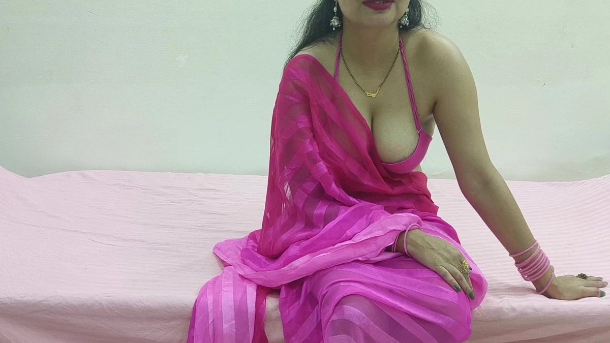 Tight Pussy Bhabhi Saree Mein Devar Se Chudi