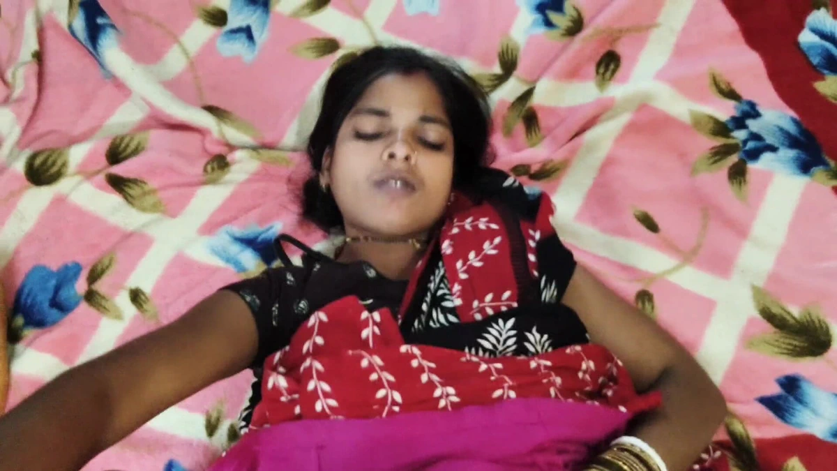 Mera Cute College Friend Bedroom Fuck