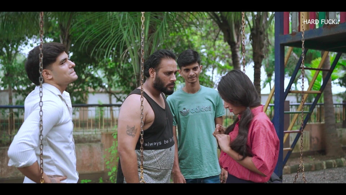 Student Girl Called Her Boyfriend Home and Had Sex with Him