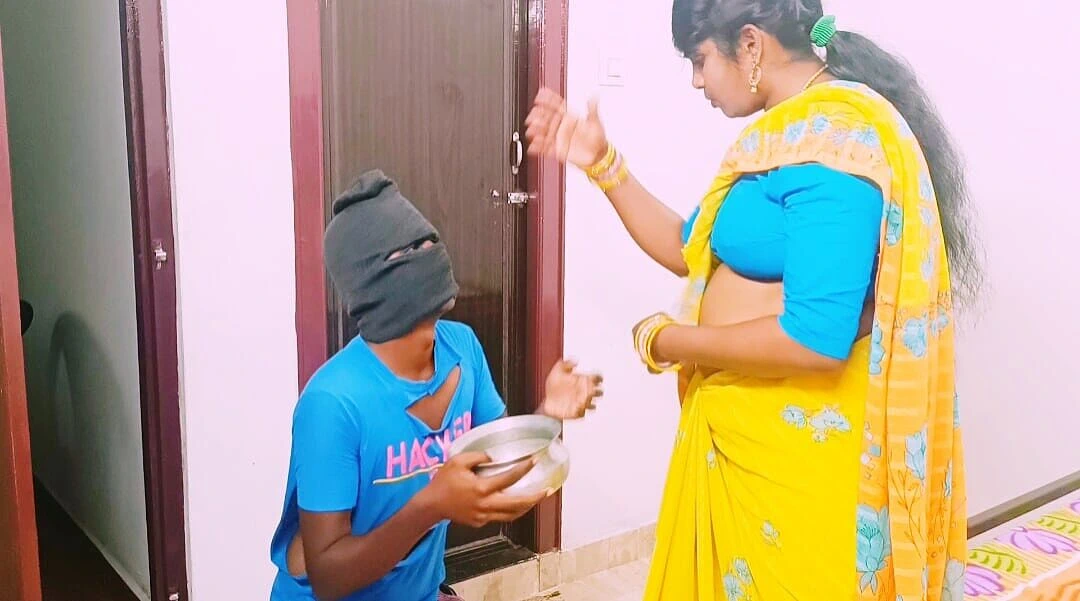 Indian Beautiful Housewife Unfortunately 69 Hardcore Fucking Desi Beggar Big Long Dick. Telugu Dirty Talks.