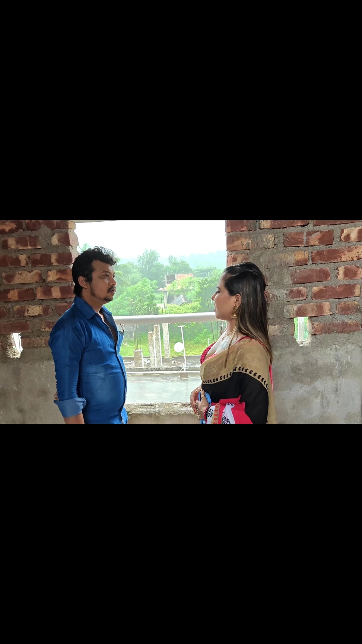 Angry Wife, Upset with Her Husband, Secretly Had Hardcore Sex with Her Boyfriend and Made Him Suck Her Lips