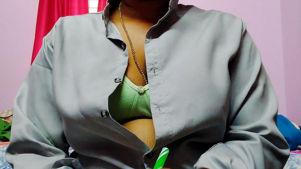 Desi Indian Sexy Bhabhi Night Sex Mood