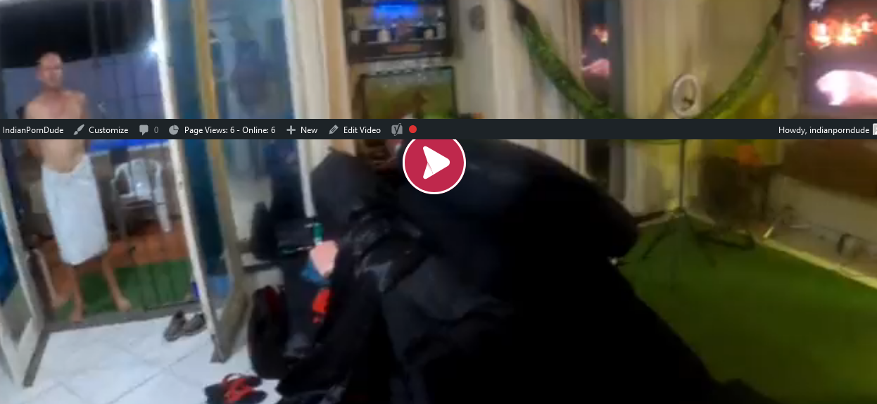 Pakistani masseuse gives happy ending to foreign client